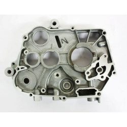 Middle right cover 110-125cc engine